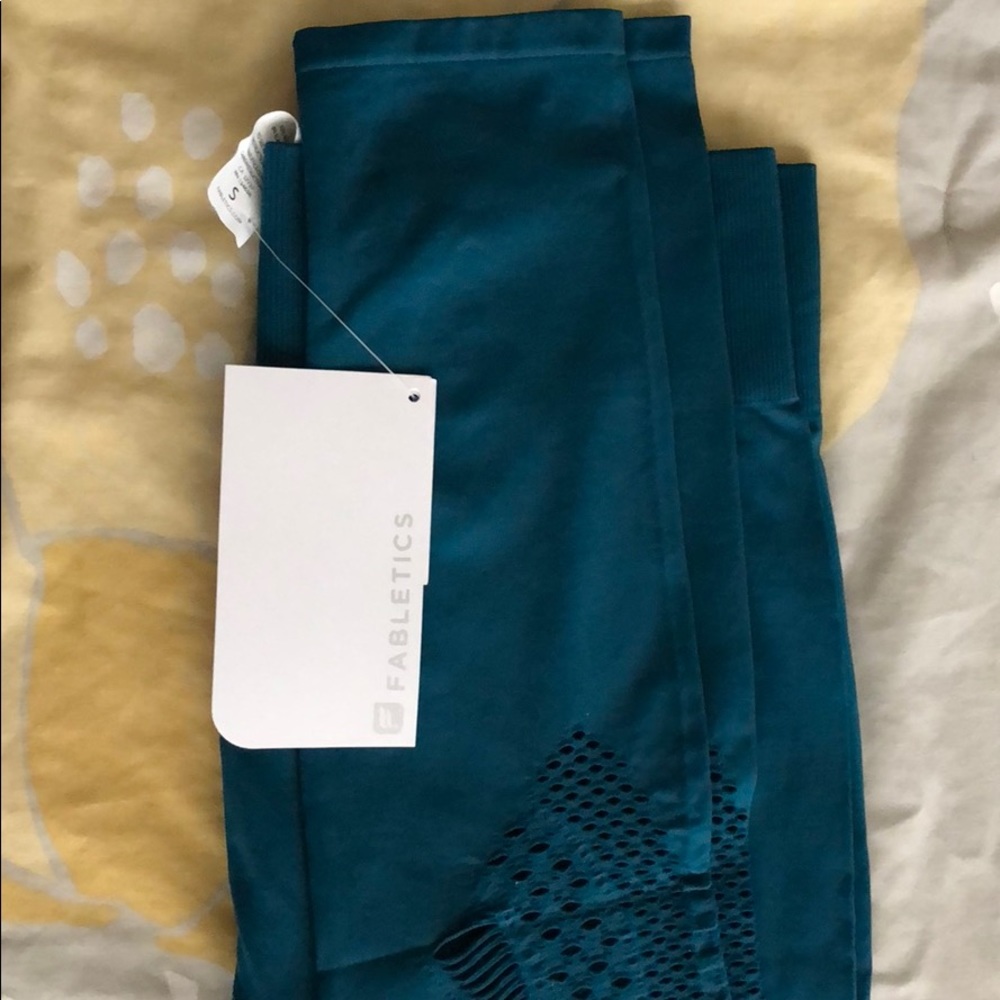 Fabletics Ishanti Tight Major Moves